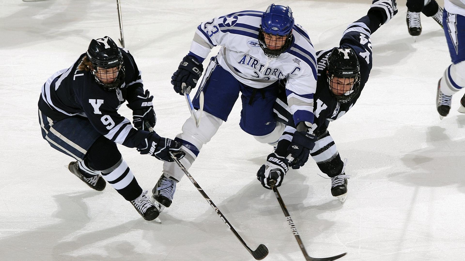 勇士队力争三连冠,目标坚定,勇士三冠是哪三年